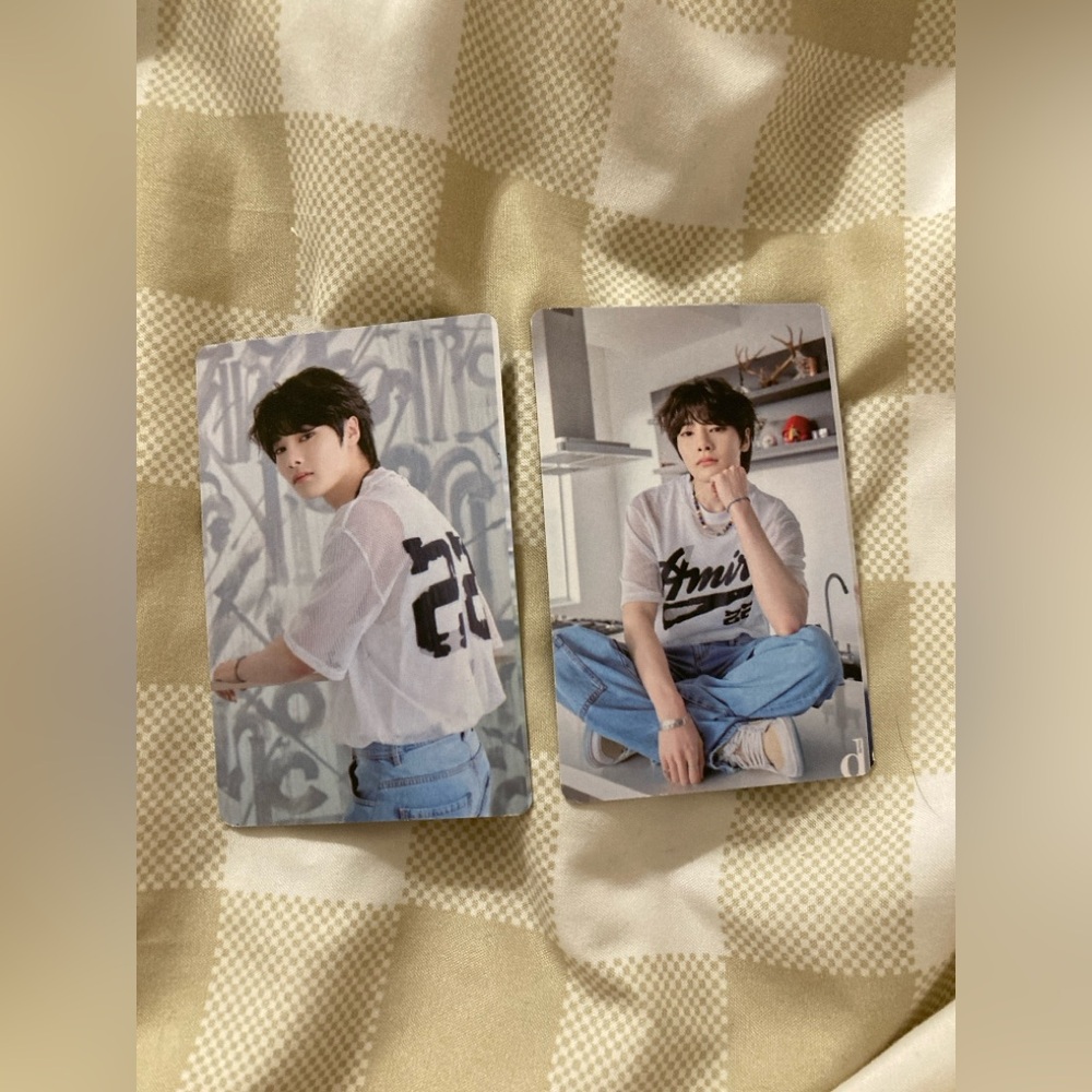 I.N of Stray Kids 2 photocards set